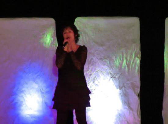 Martine chante à Saint Just Saint Rambert